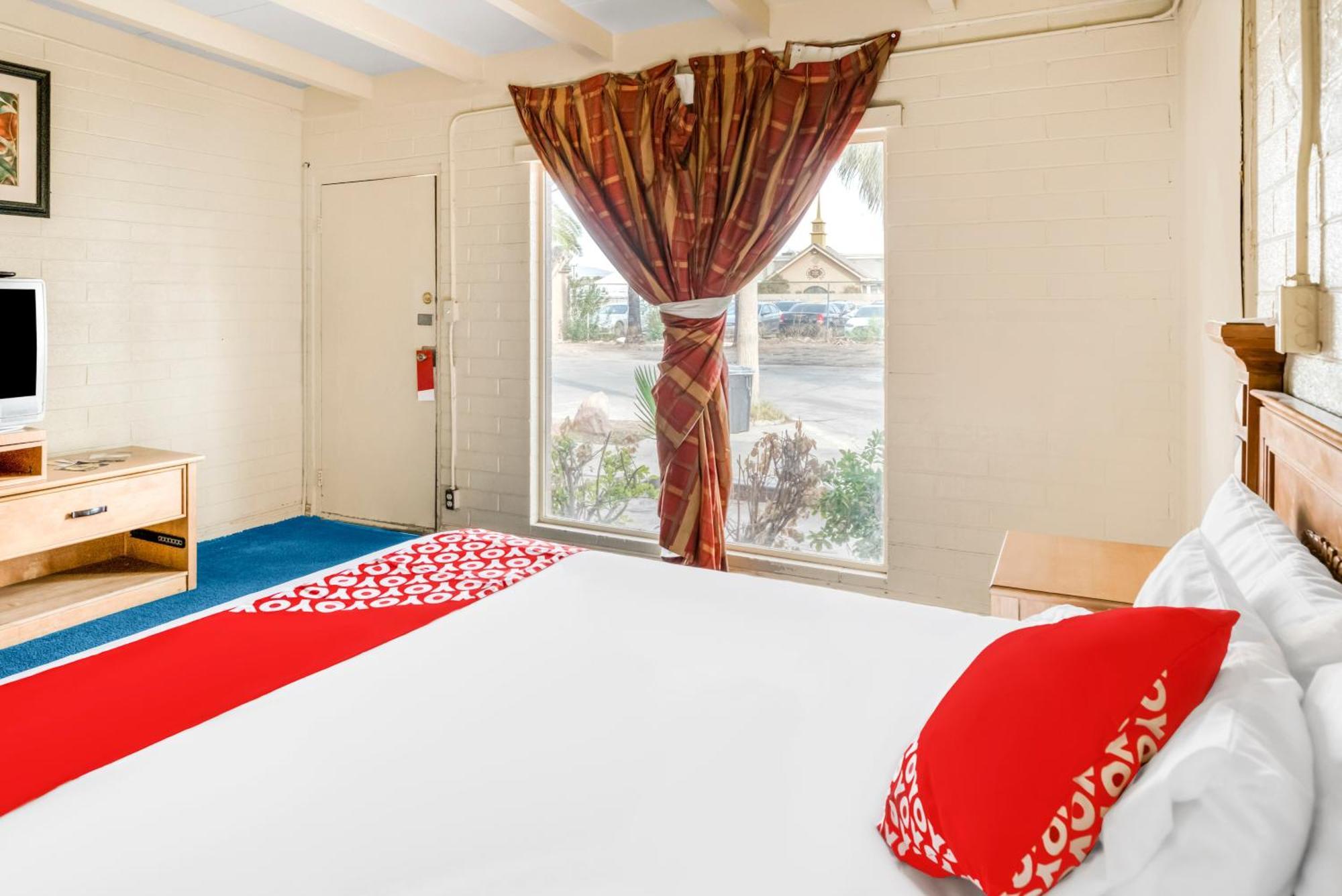 Oyo Oasis Motel Las Vegas I-15 Exterior photo